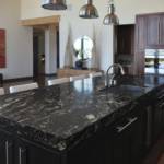 Столешница из Бразильского гранита