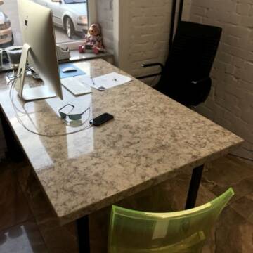 Рабочий стол из кварцевого агломерата Silestone